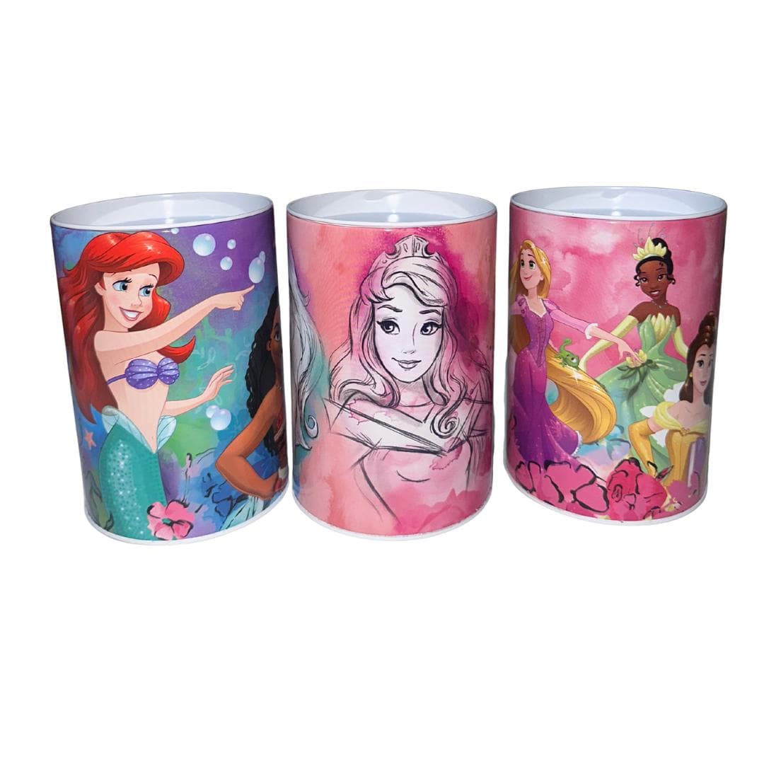 ALCANCIA DE METAL PERSONAJE