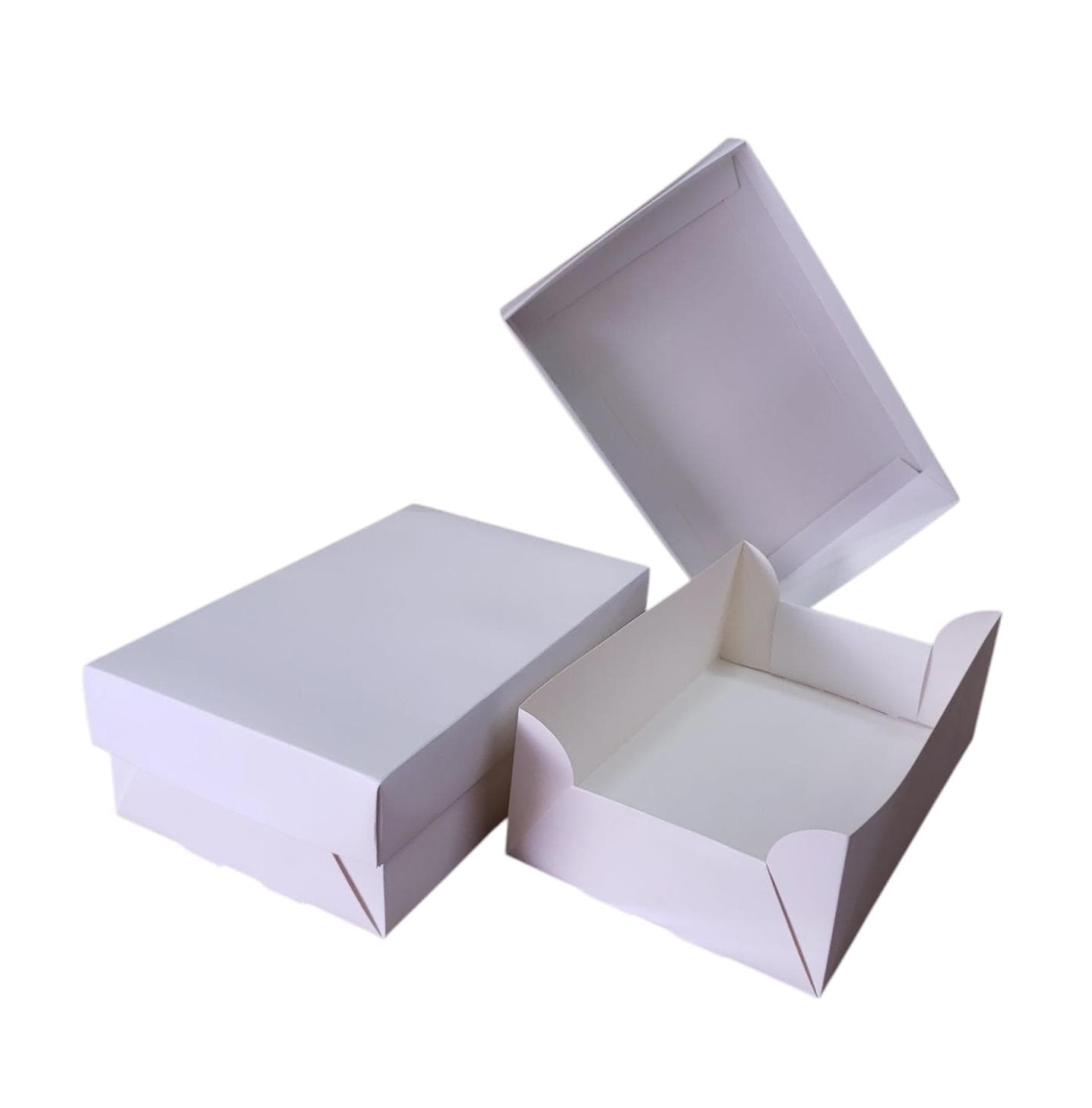 CAJA CON TAPA BLANCA